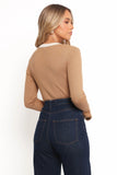 Lizbeth Knit Top Tan White