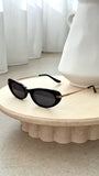 The Rae Sunglasses Black Black