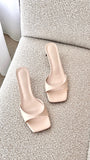 Yadira Heel Pearl Shine