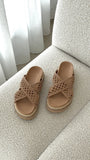 Atzi Slides Peanut