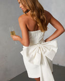 Attention Getter Strapless Bow Detailed Mini Dress