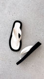 Yamira Thong Bone