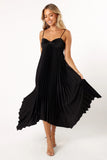 Vikki Dress Black