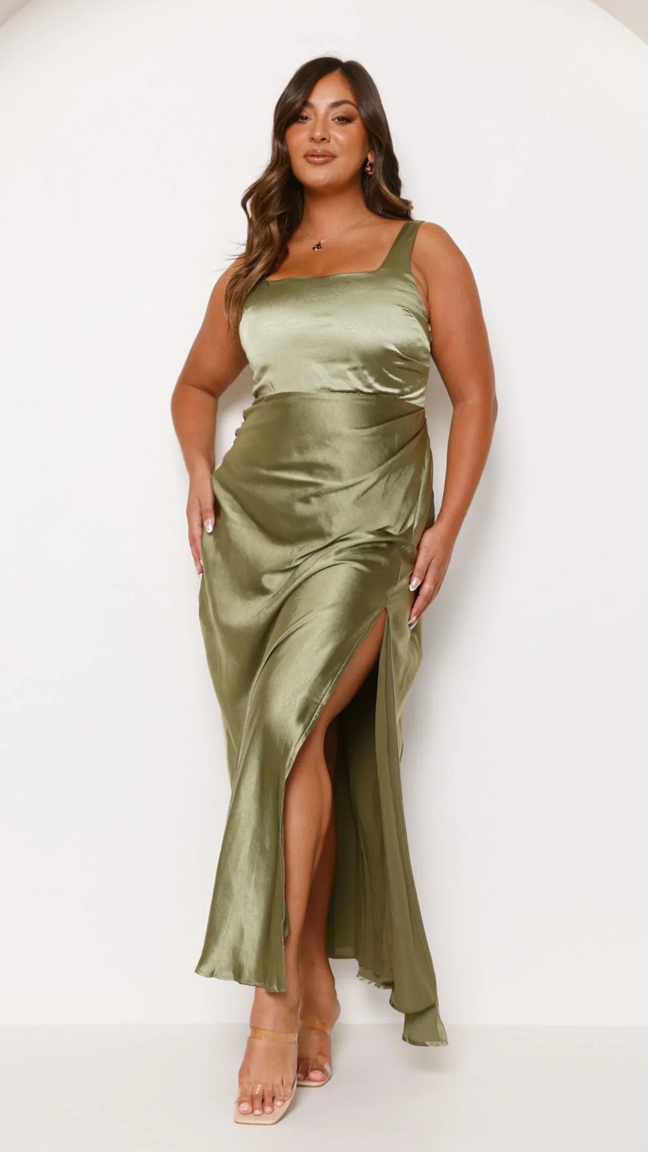Alaria Maxi Dress Olive