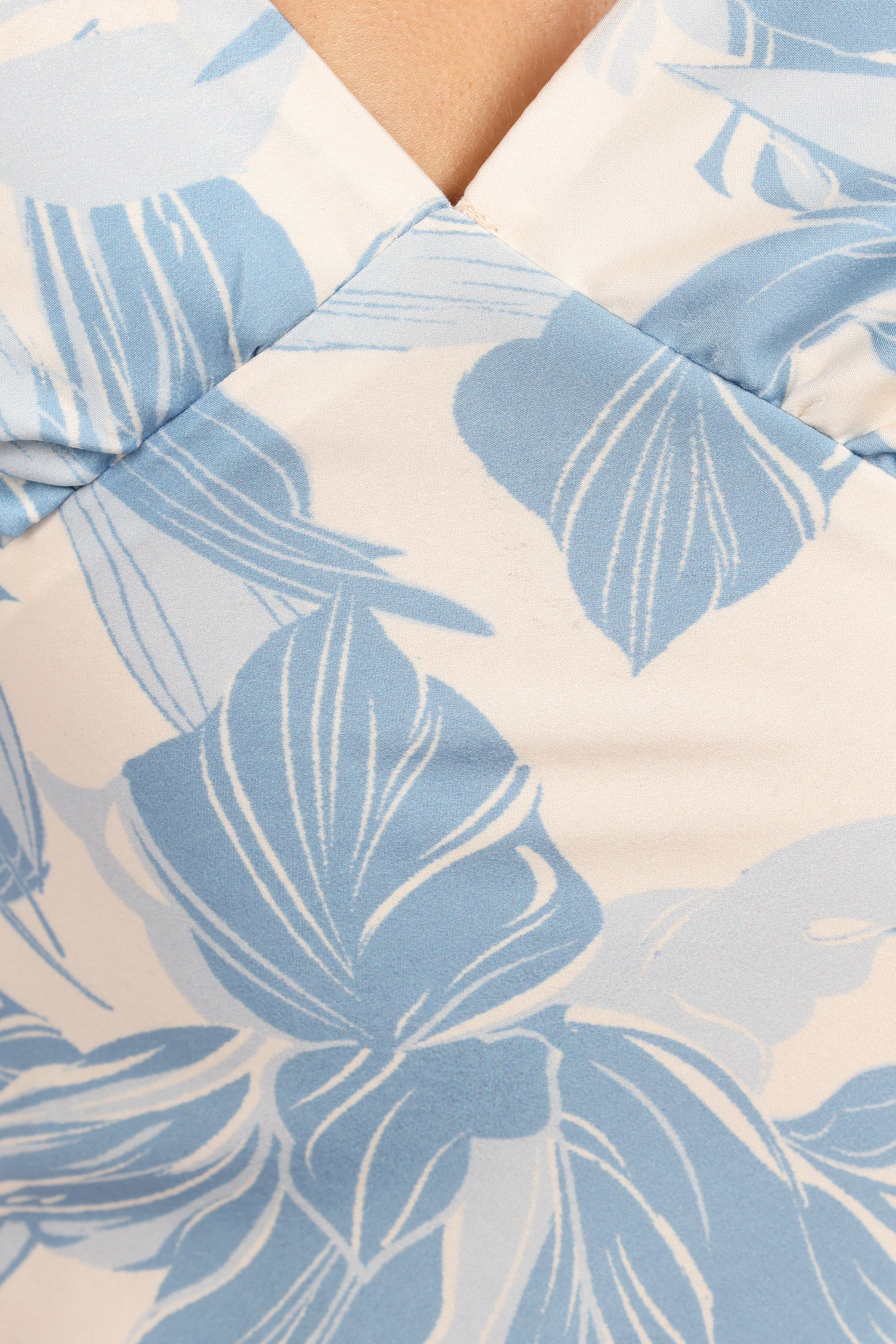 Lizza Maxi Dress Pale Blue Print