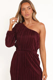 Pontee One Shoulder Pleated Midi Dress Burgundy