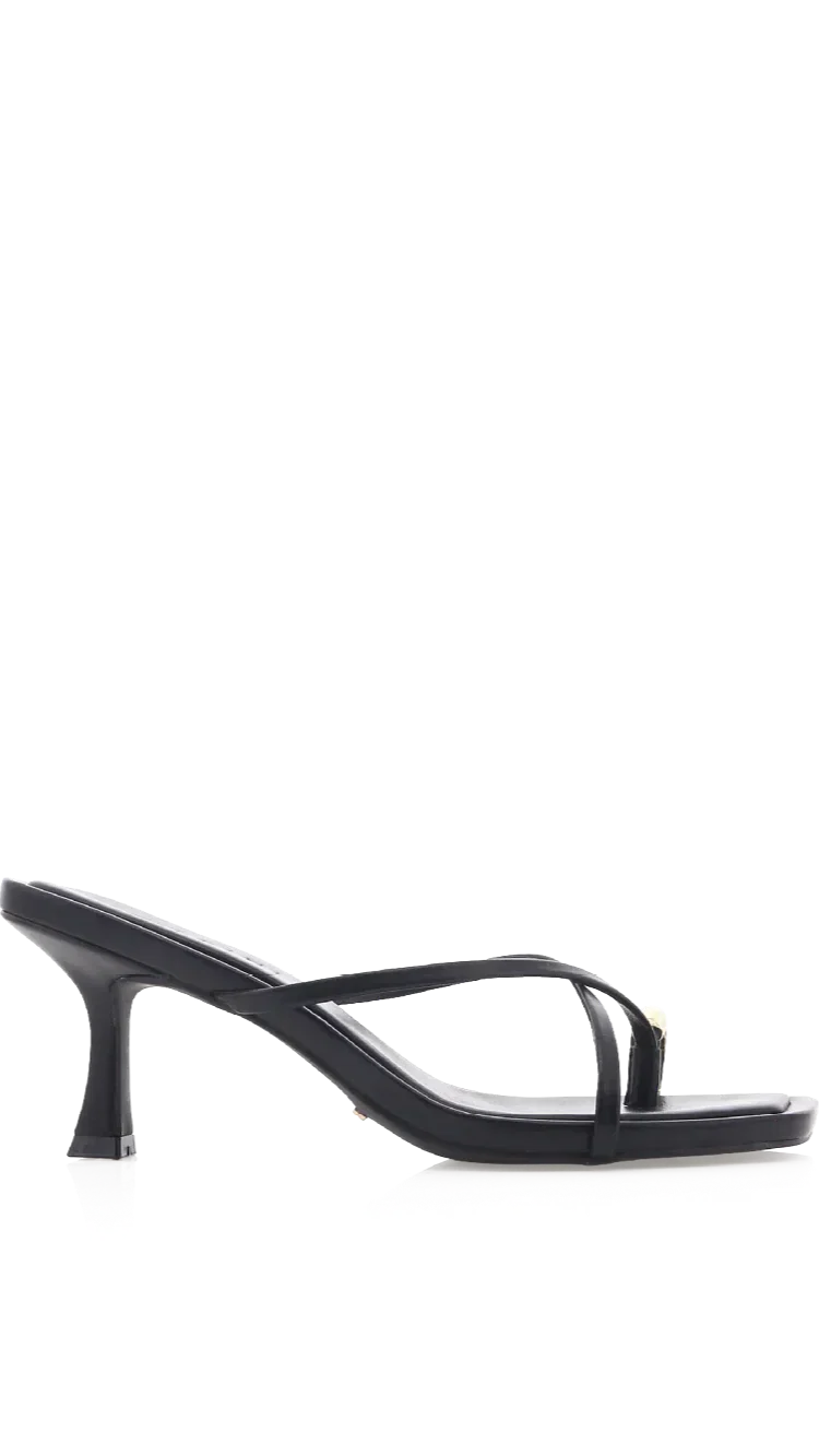Urika Heel Black