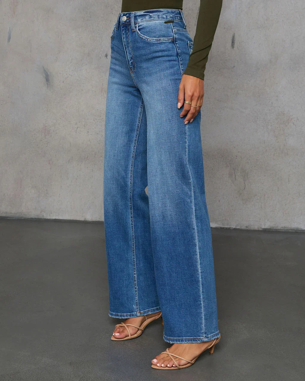 Silverstone 90s Vintage Wide Leg Jeans