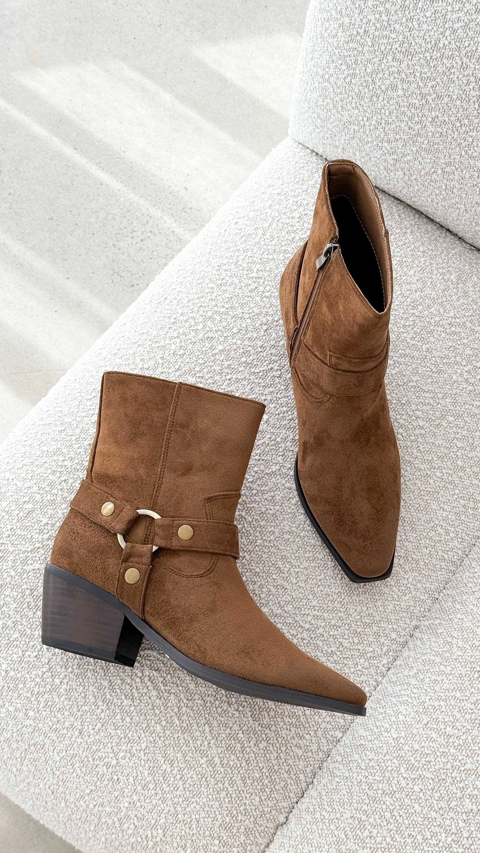 Lakota Boots Cocoa Suede