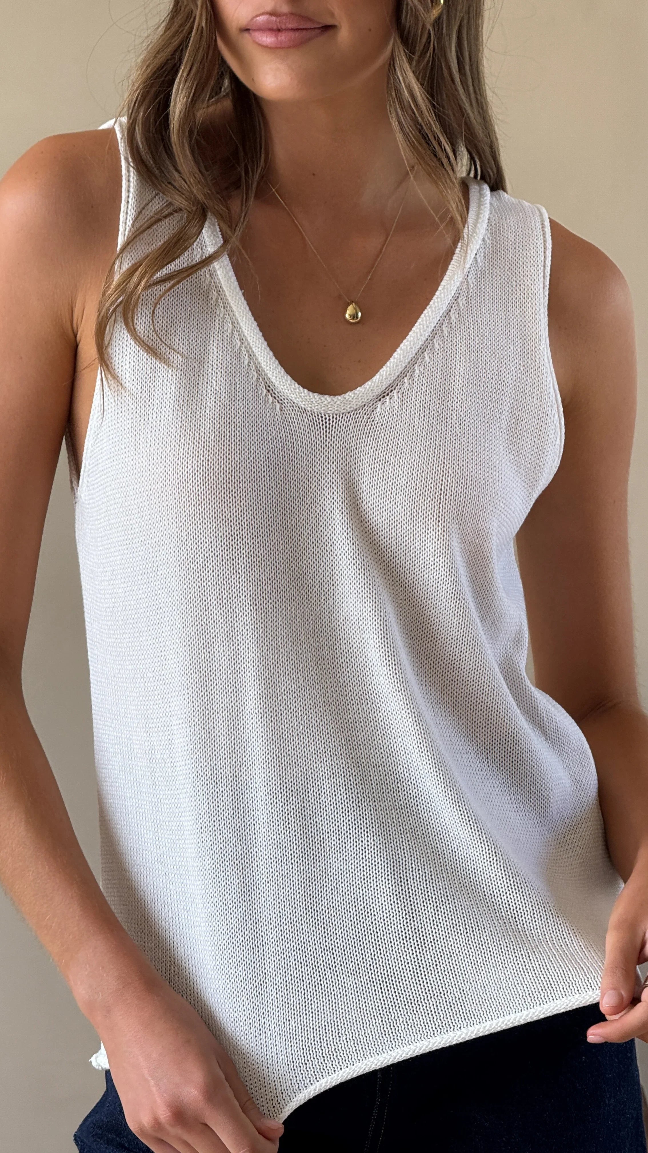 Annie Scoop Neck Tank White