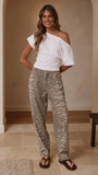 Cleora Barrel Jeans Leopard Print