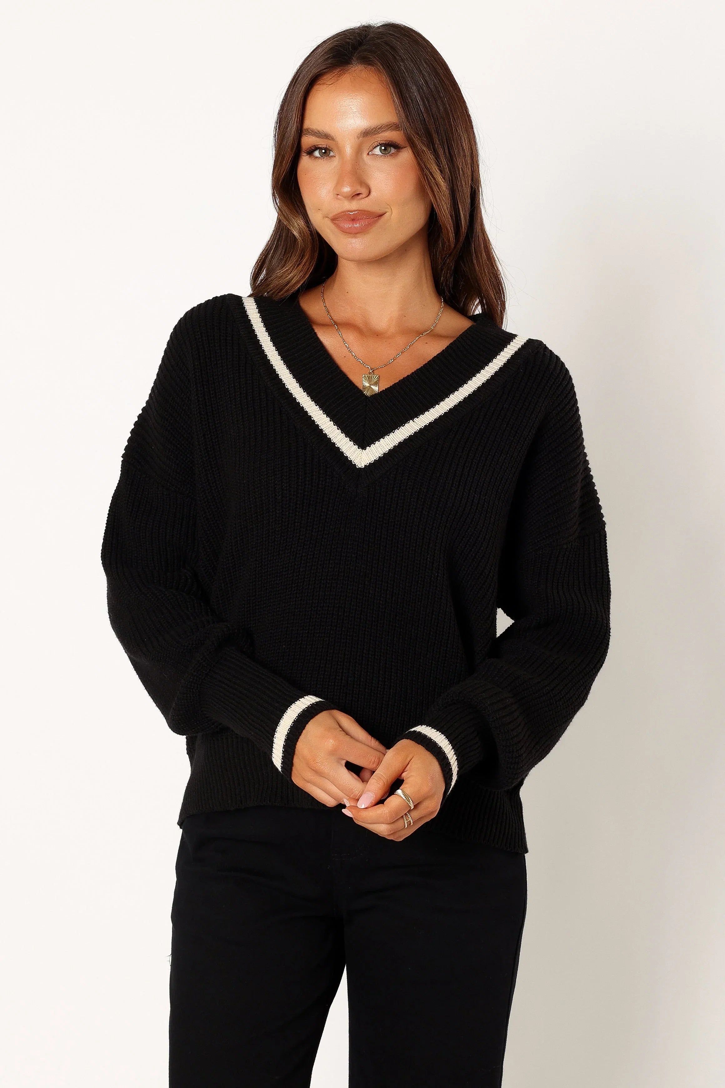 Dominique Contrast Vneck Knit Sweater Black Cream