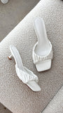 Pilar Heel White