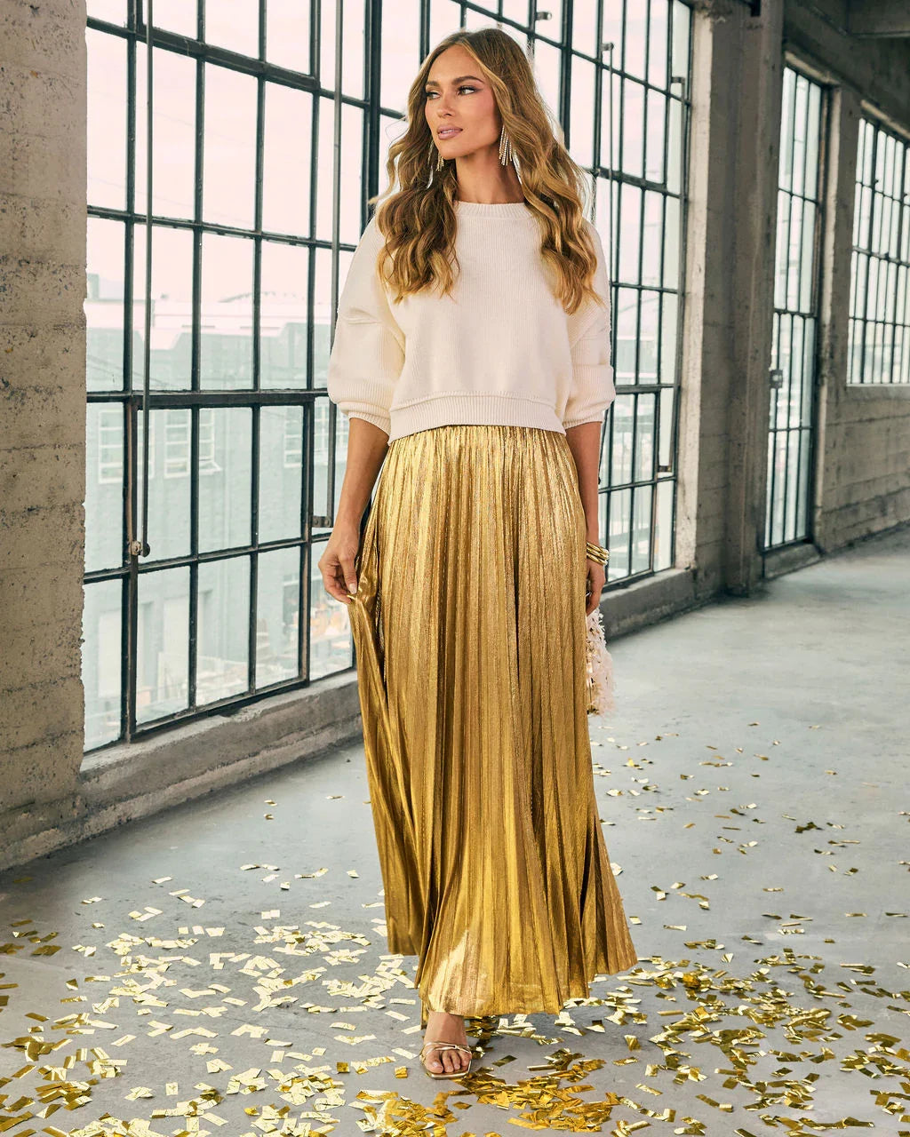 Maxeen Pleated Metallic Maxi Skirt