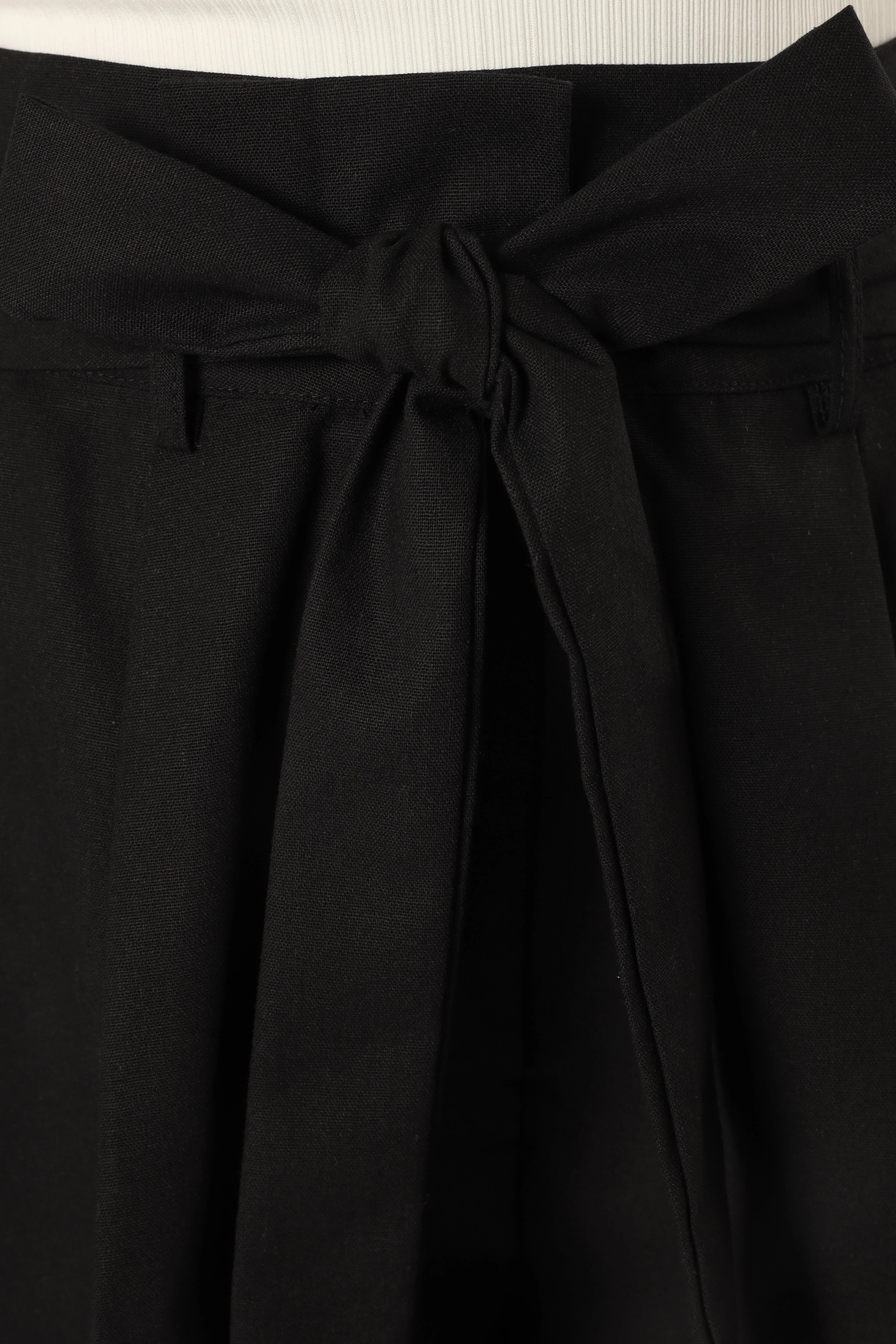 Maya High Waisted Paperbag Shorts Black
