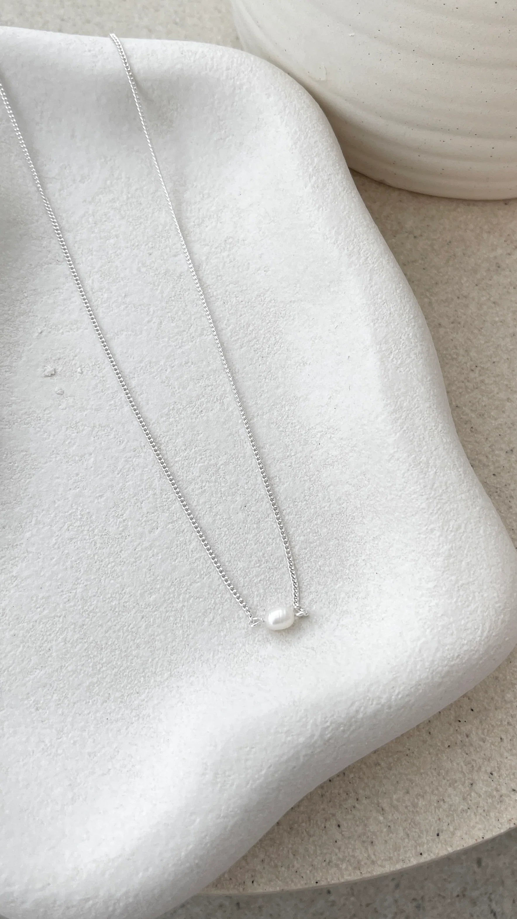 Kimmy Necklace Silver Pearl
