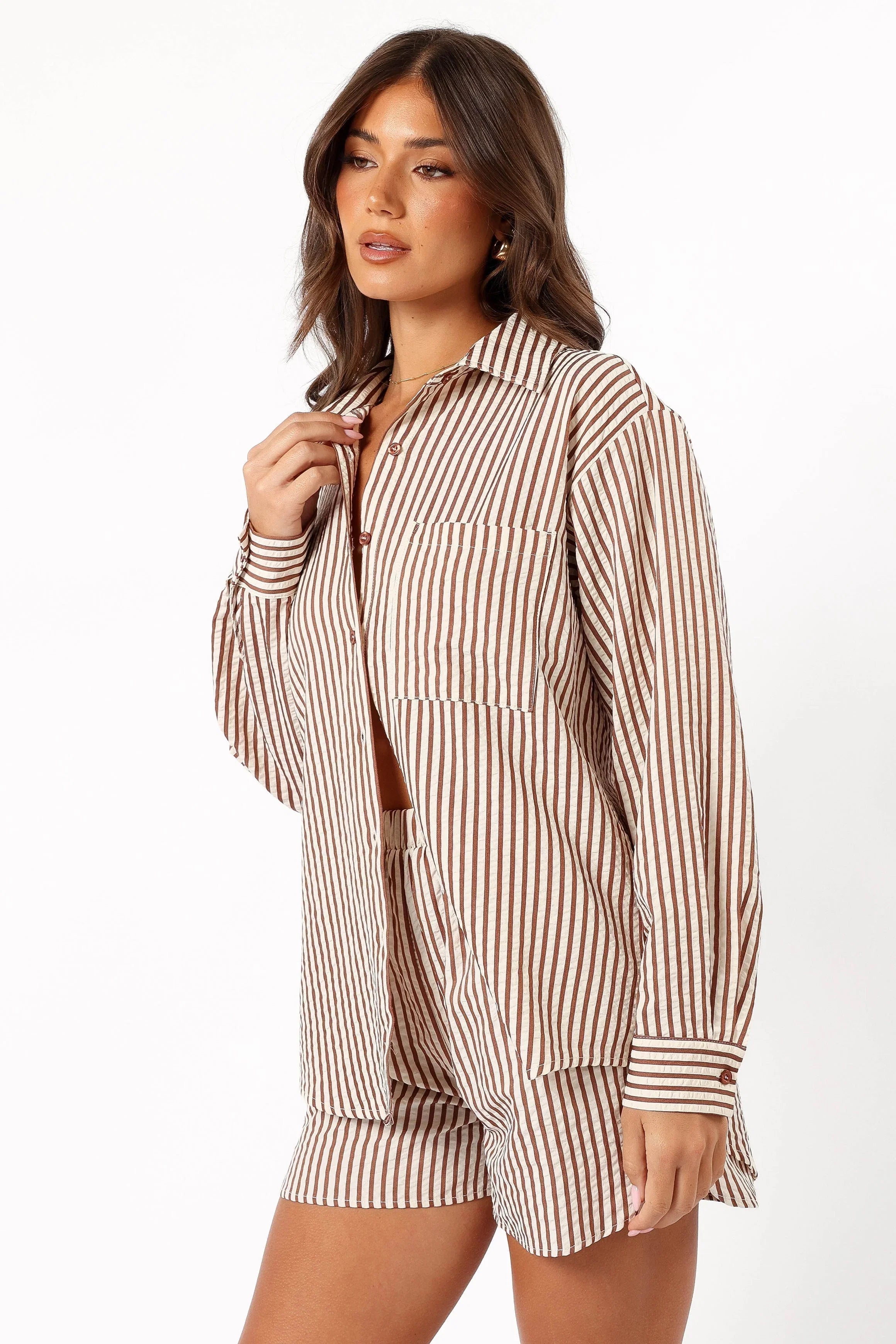 Kennie Shorts Brown Stripe