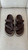 Amia Slide Chocolate