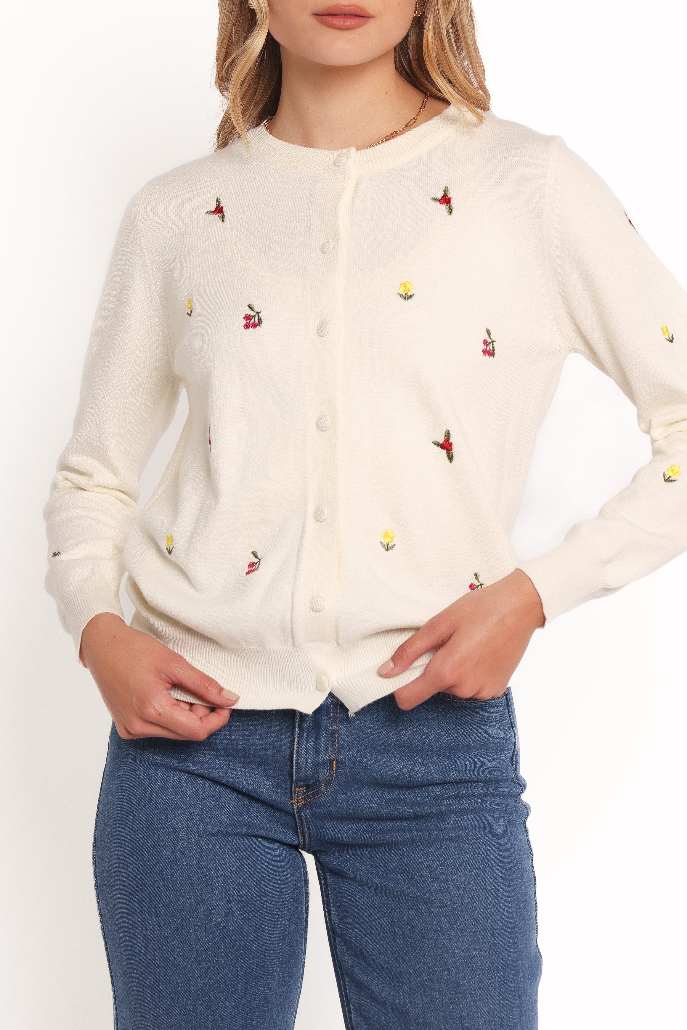 Millen Flower Embroidery Cardigan Cream