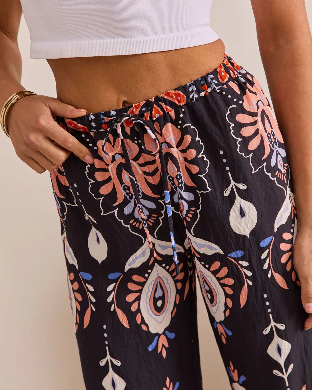 Capri Daydream Abstract Print Pants