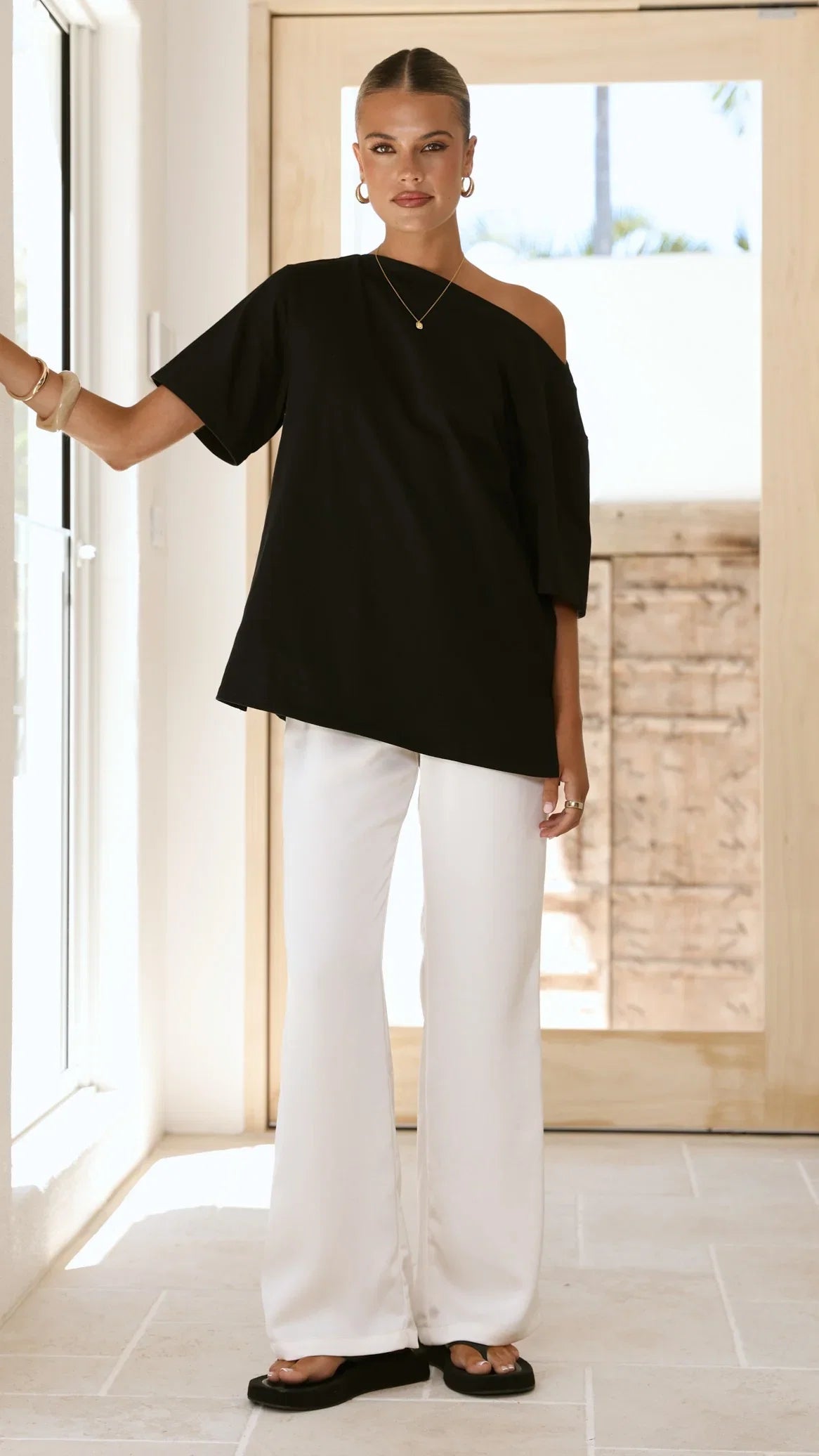 Pia One Shoulder Oversize Tee Black