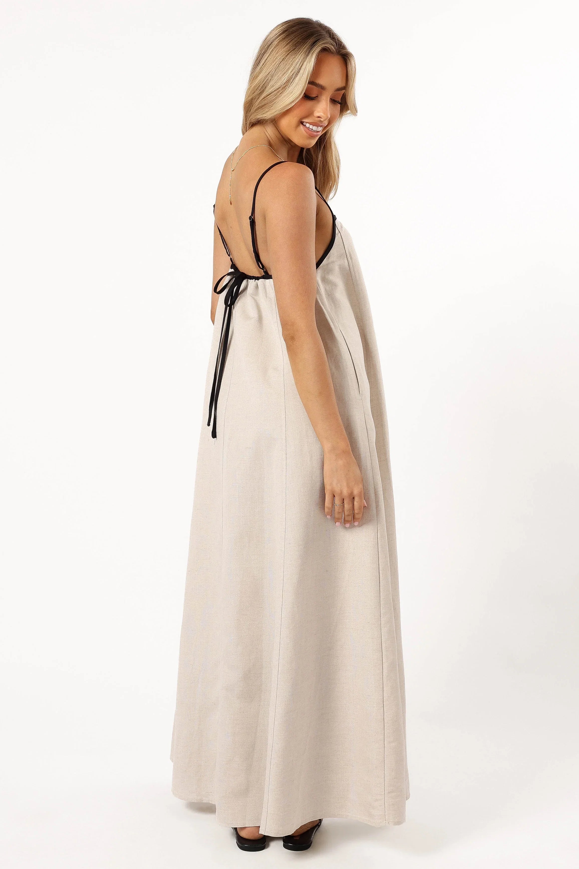 Elliana Maxi Dress Beige