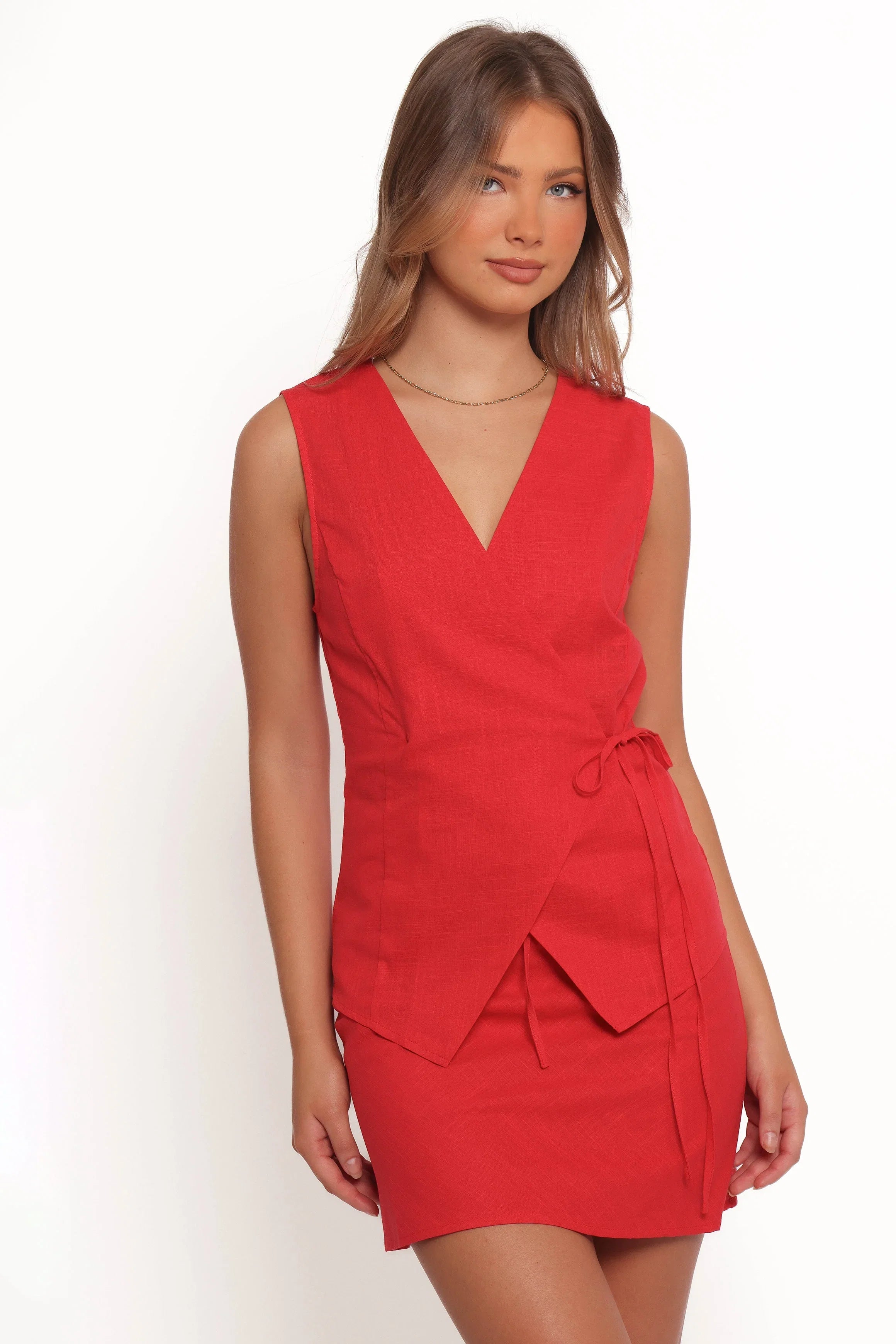 Vanni Wrap Front Linen Top Red