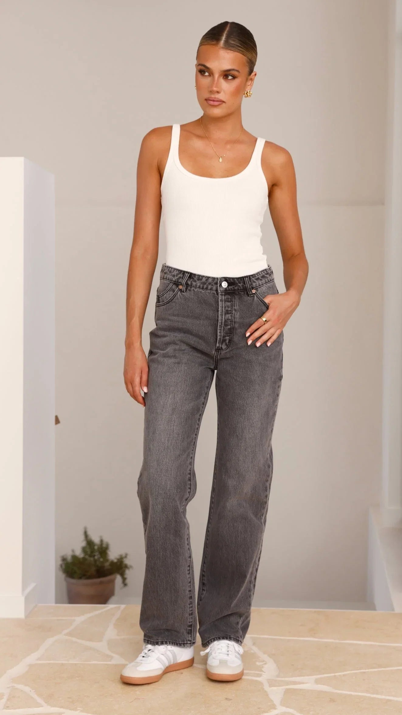 Rollas 90s Relaxed Jean Vintage Black Worn Black