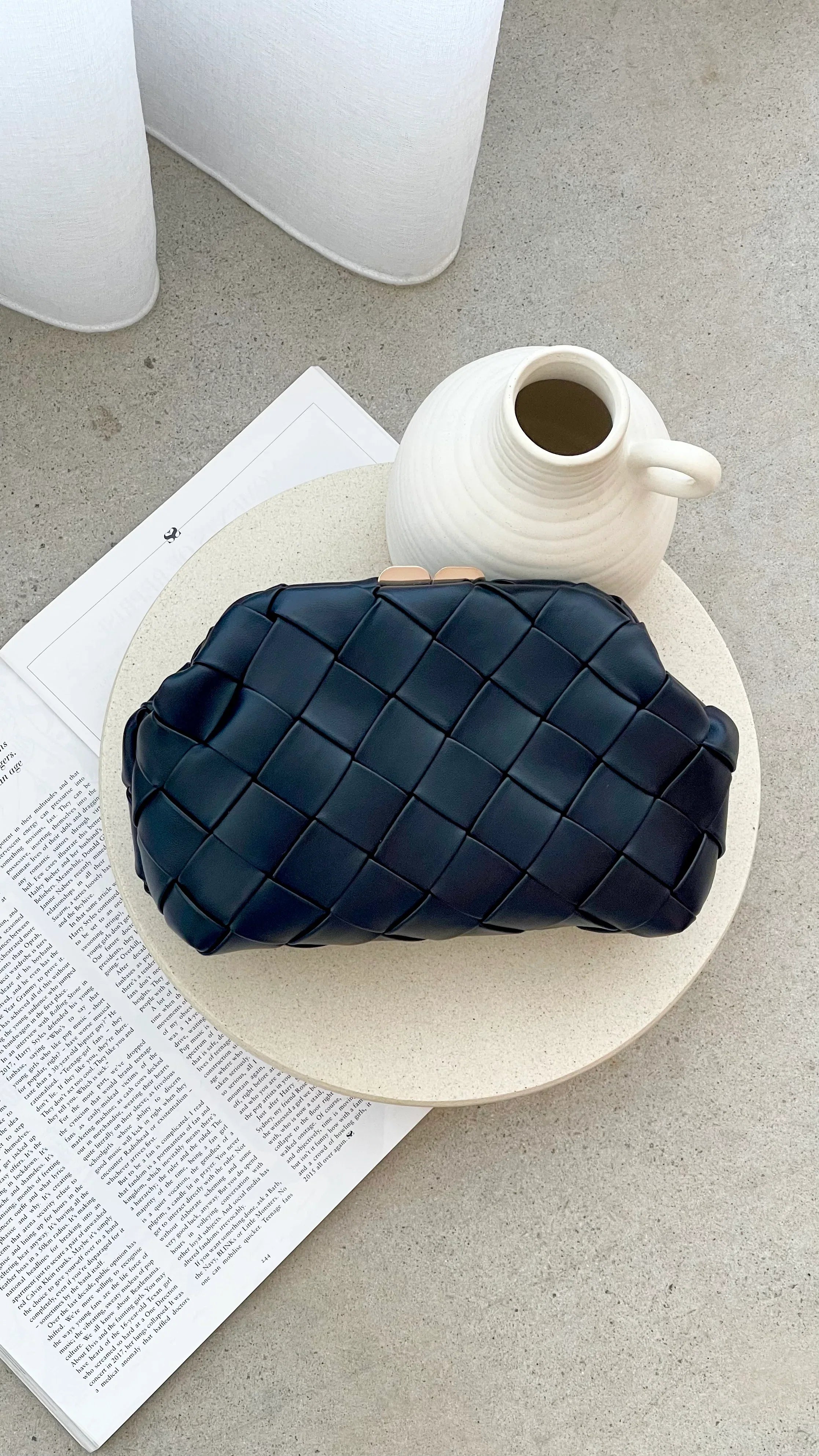 Vasanti Woven Clutch Black