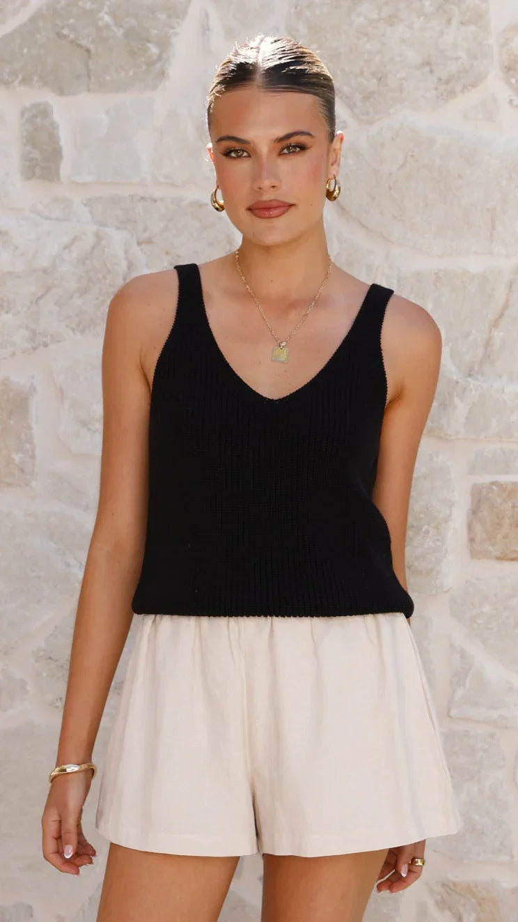 Neelia Top Black