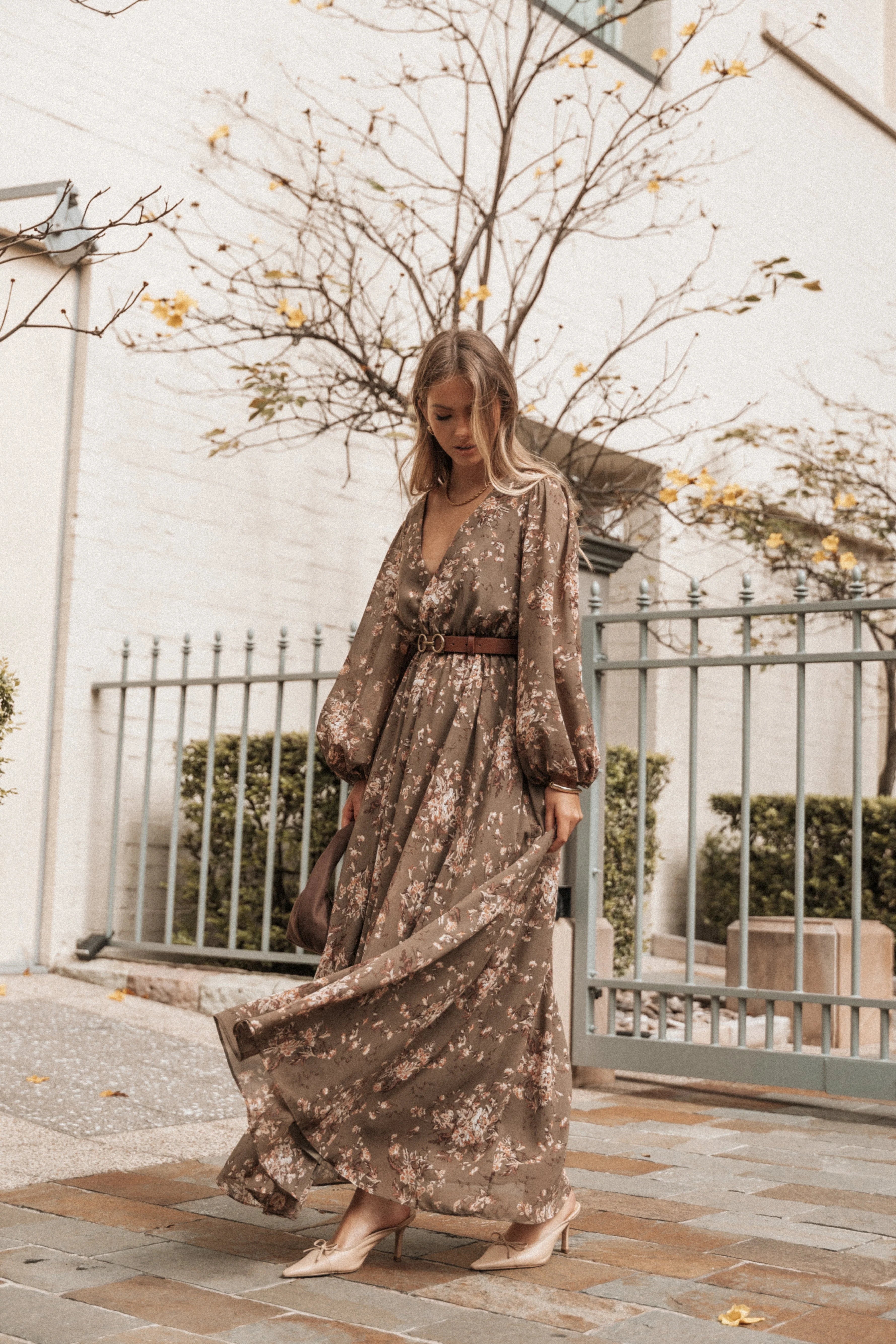 Anisa Maxi Dress Olive Floral