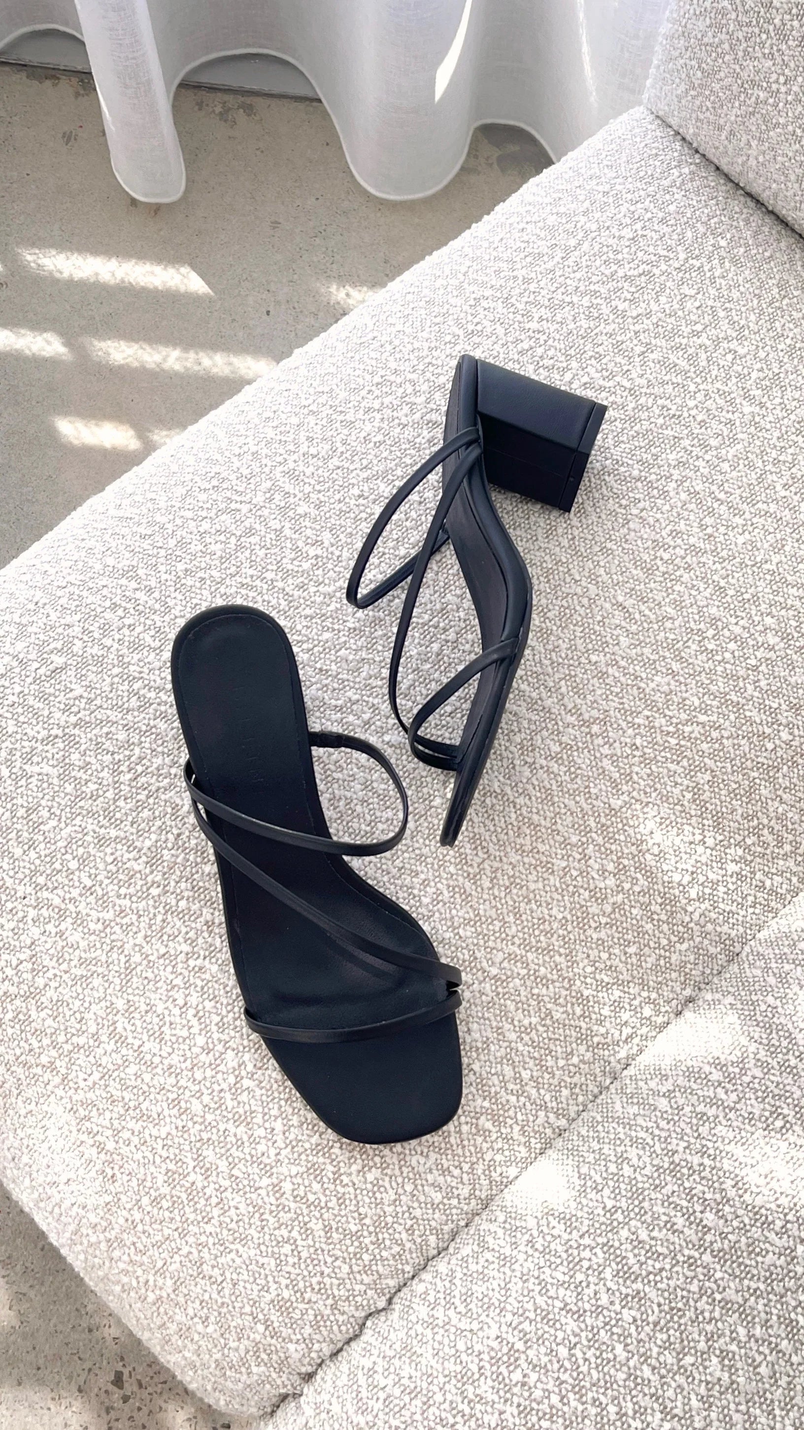 Yazmin Heel Black