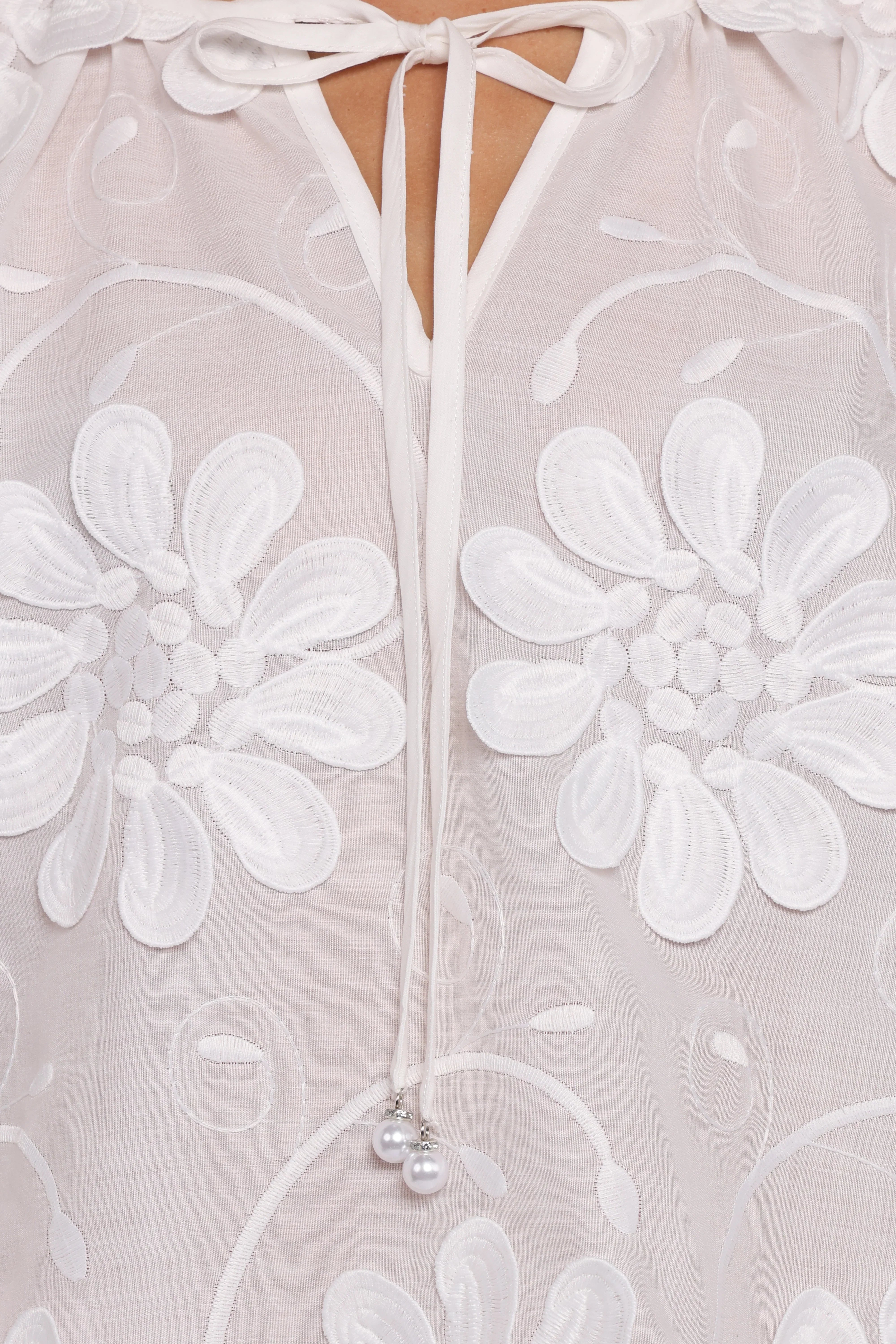Leire Embroidered Blouse White