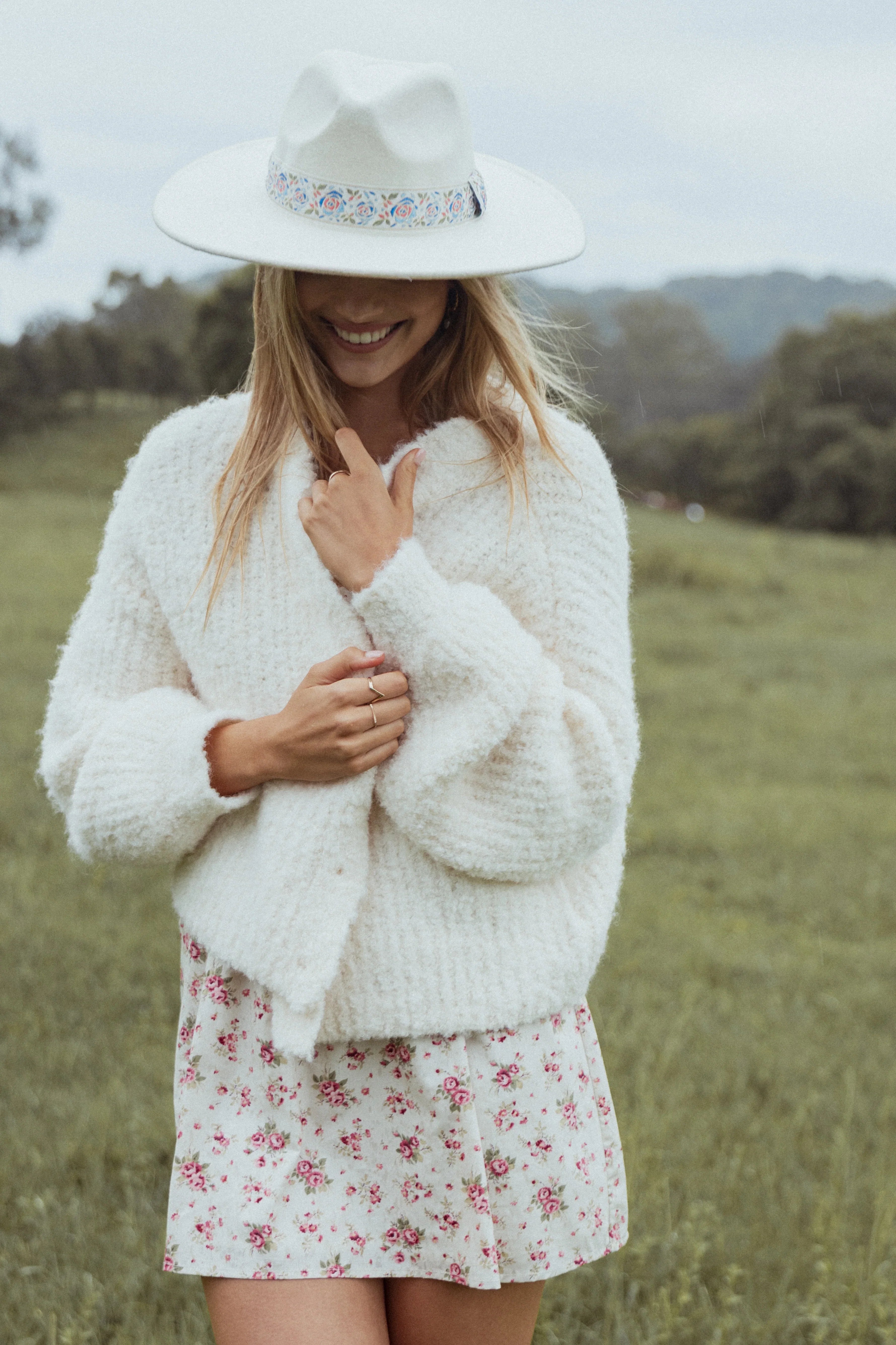 Albertine Cardigan White