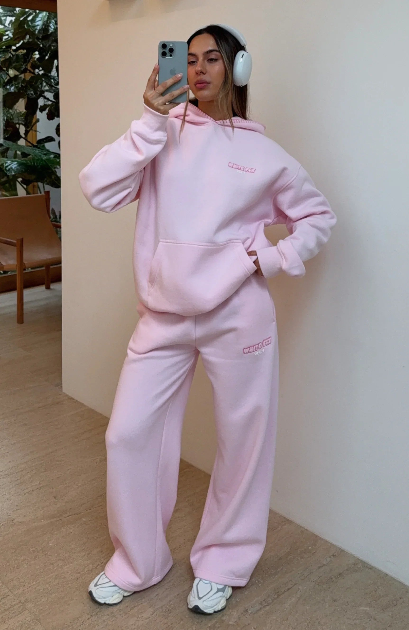 Vol 1 Wide Leg Sweatpants Posy