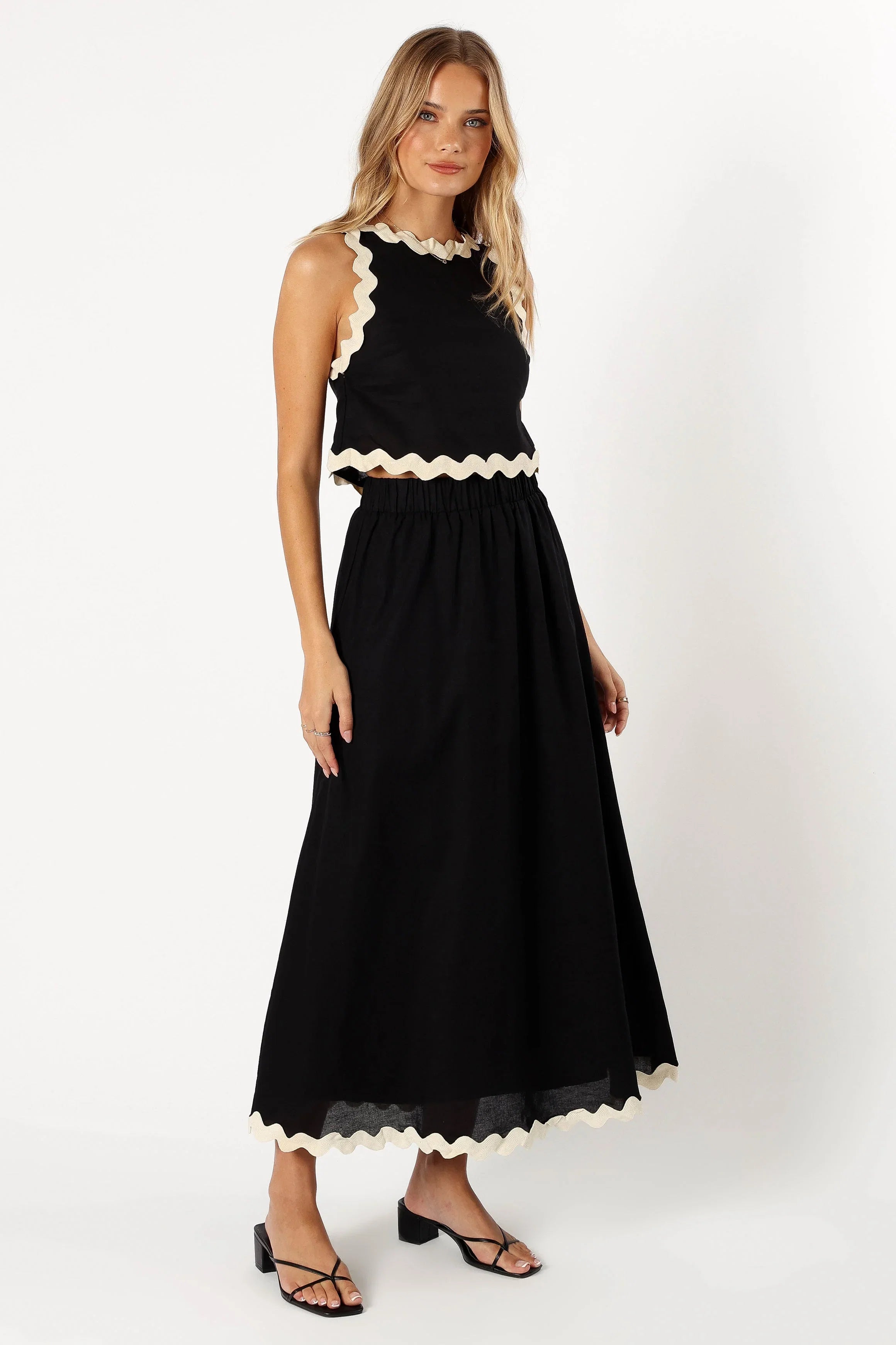 Chrissy Two Piece Set Black Cream