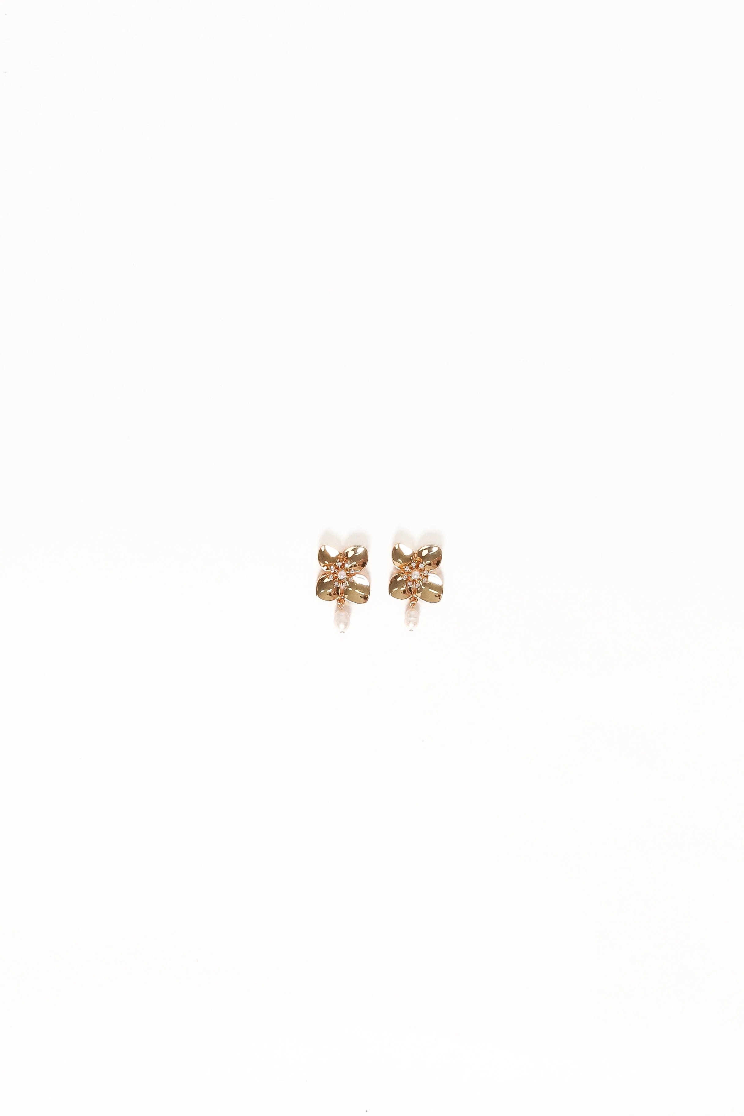 Trina Flower Earrings Gold Pearl