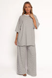 Wilda Oversized Tee White Black Stripe