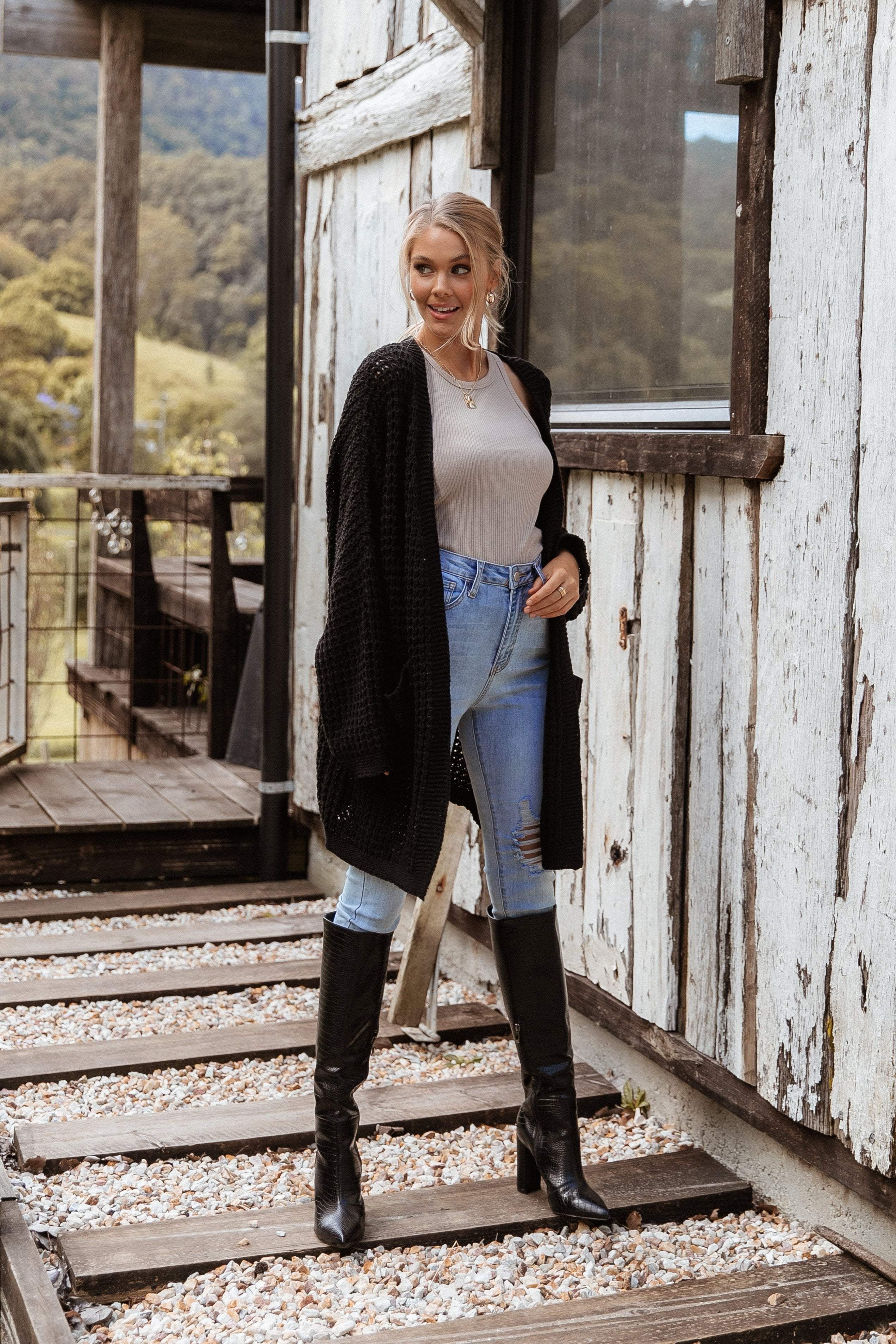 Leyonie Cardigan Black