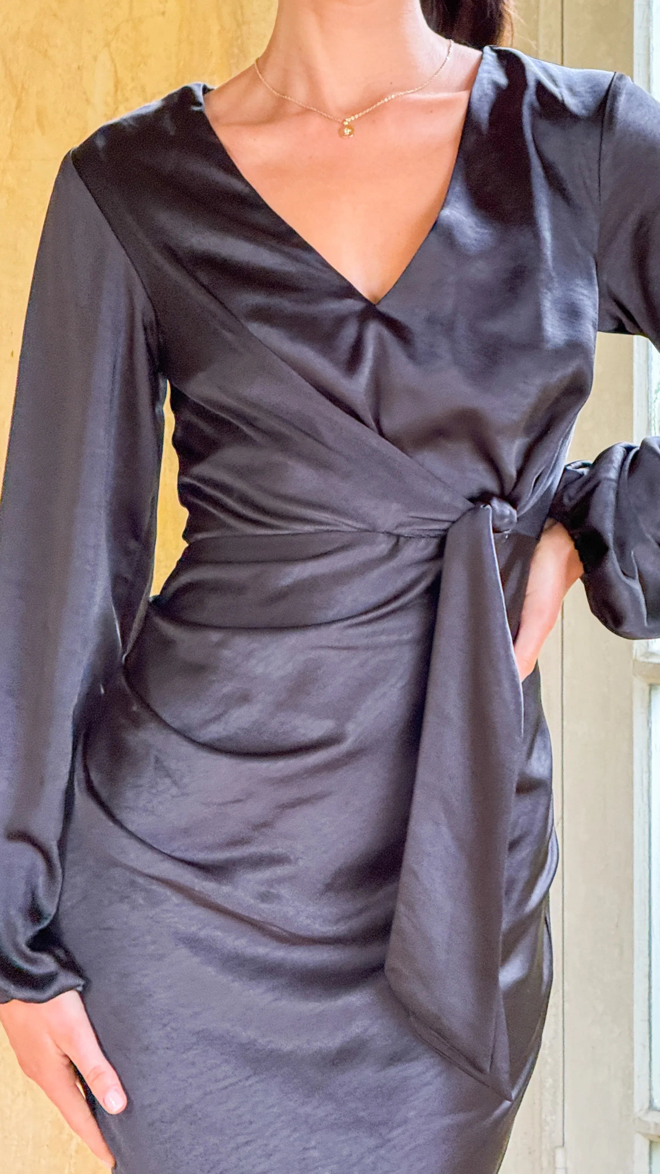 Ivy Long Sleeve Tie Front Maxi Dress Black