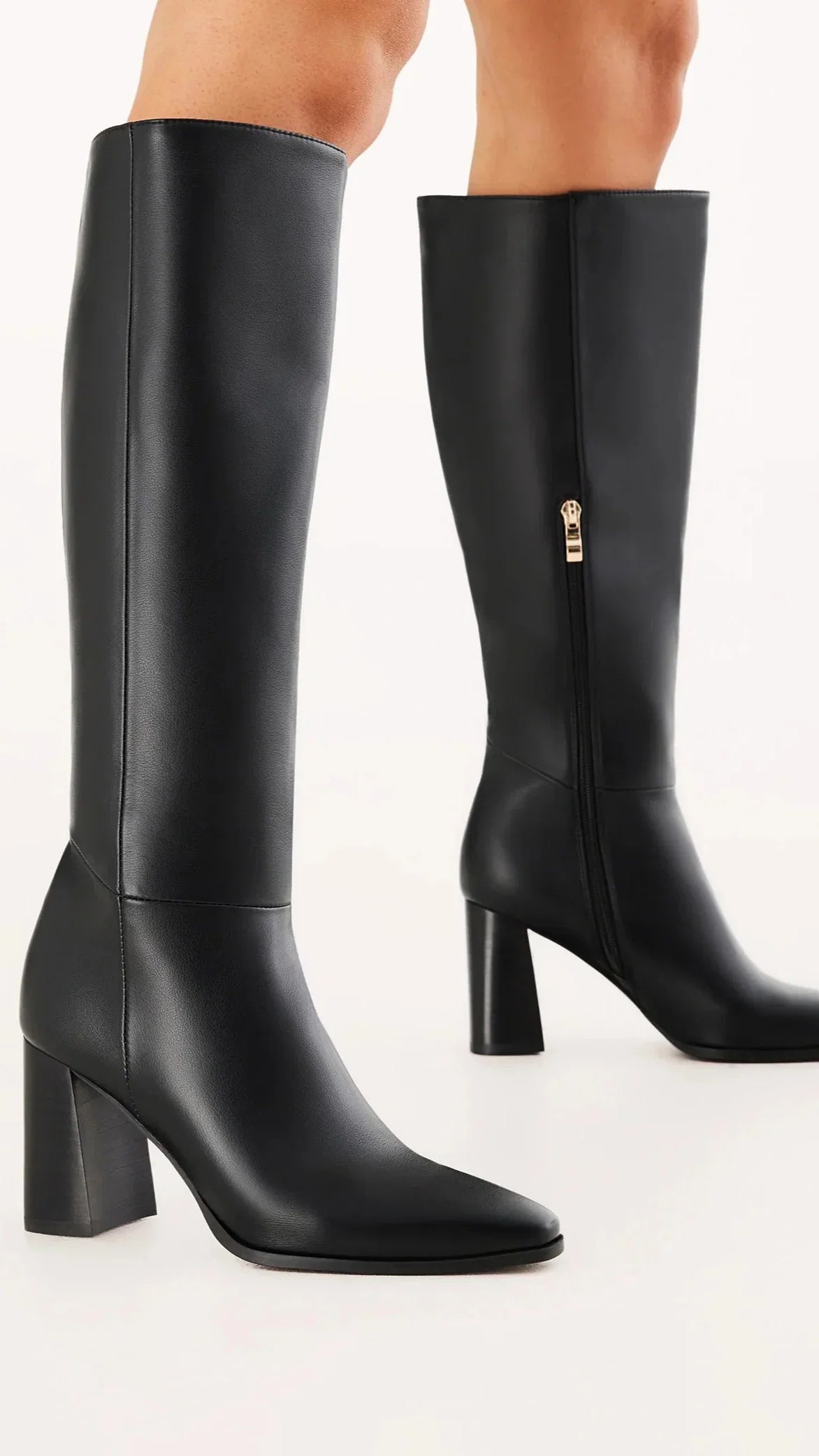 Vallia Boots Black