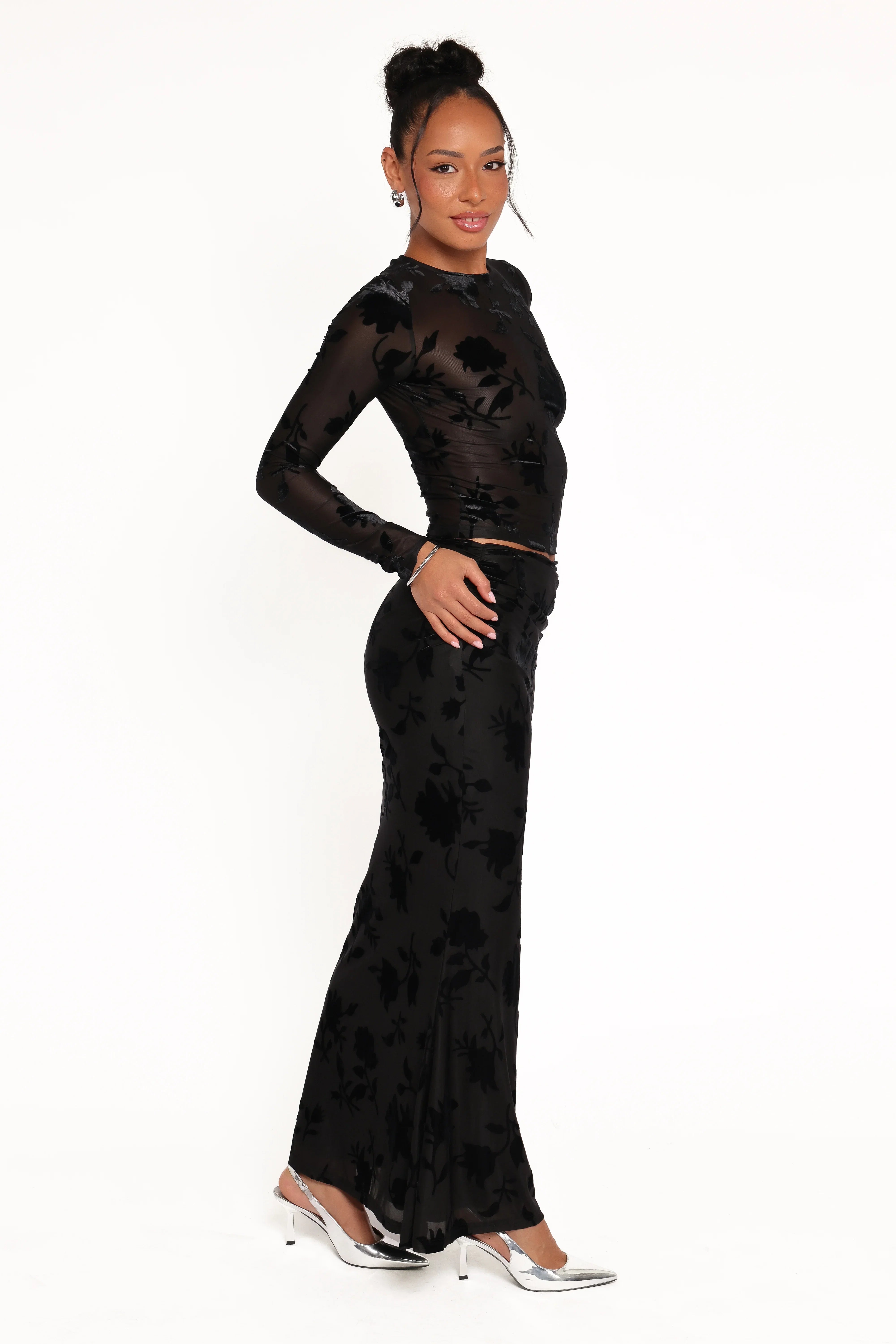 Emily Burnout Velvet Skirt Black