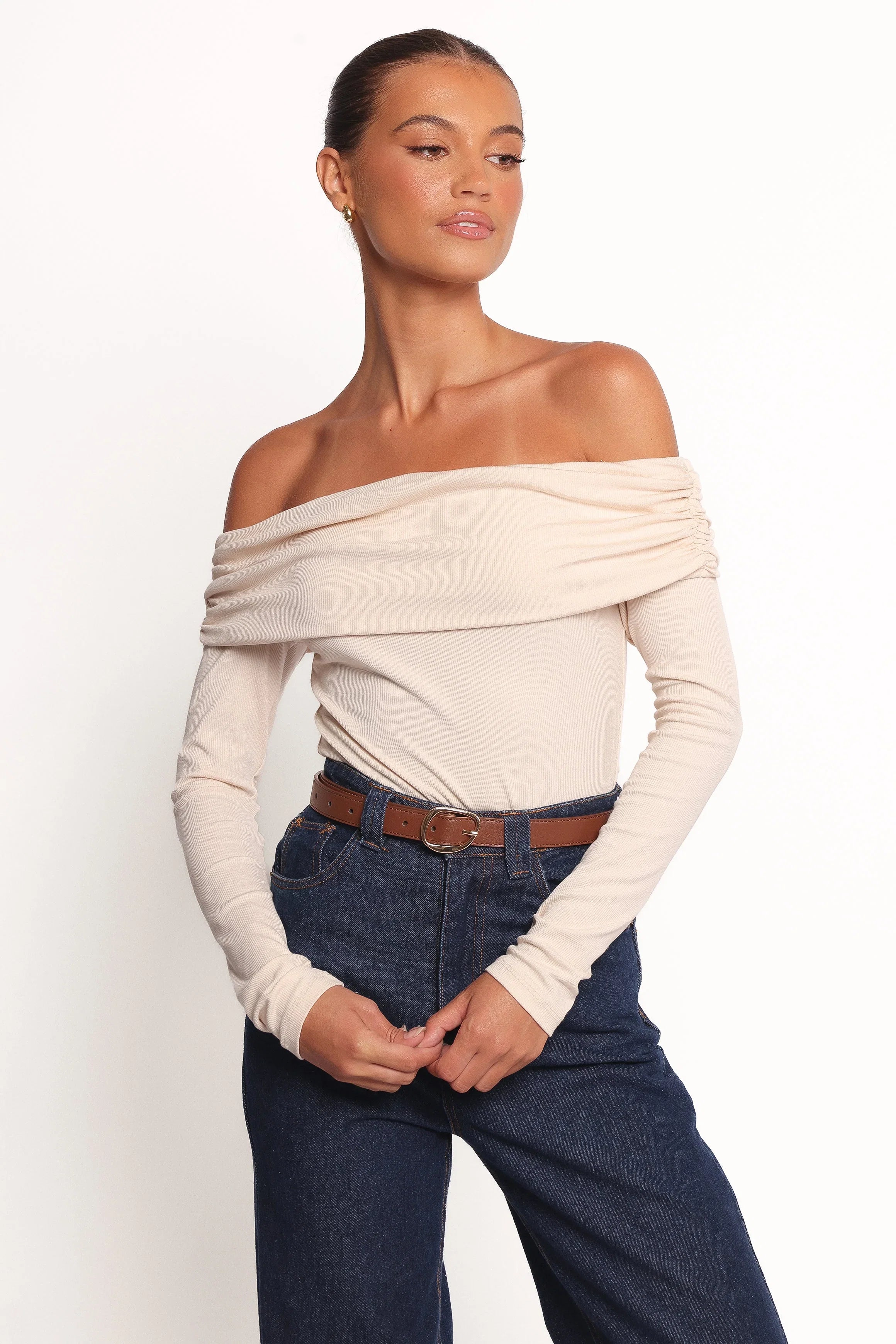 Thomsie Off Shoulder Knit Top Ivory