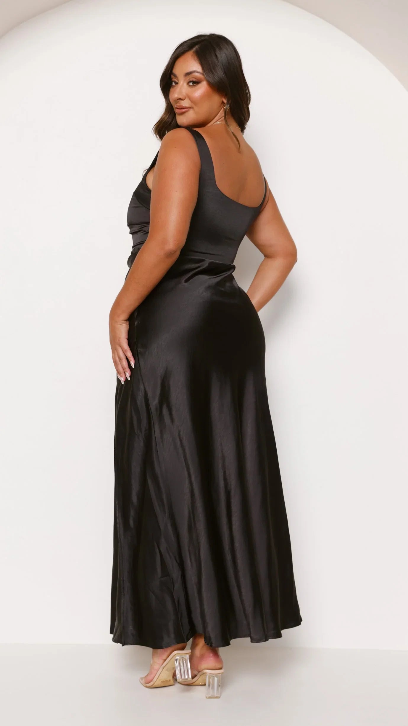 Alaria Maxi Dress Black