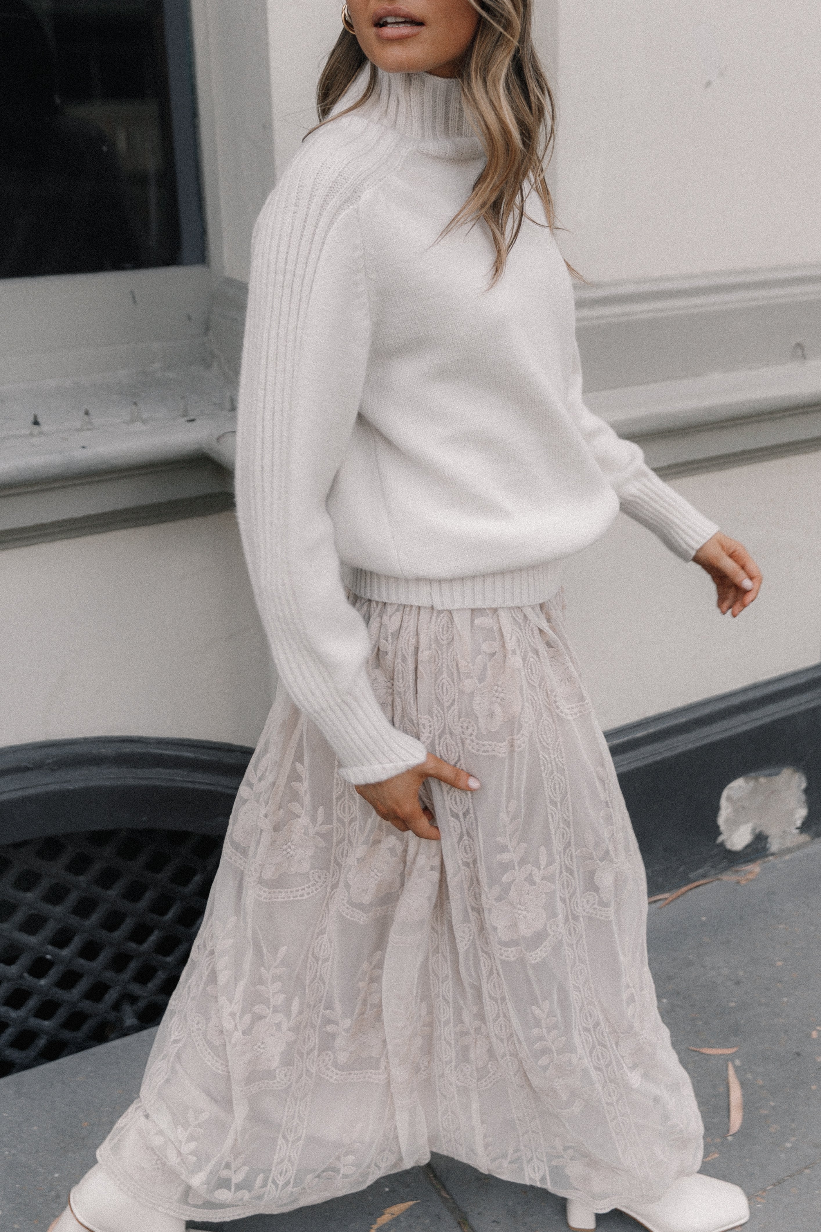 Cersi Knit Sweater Cream