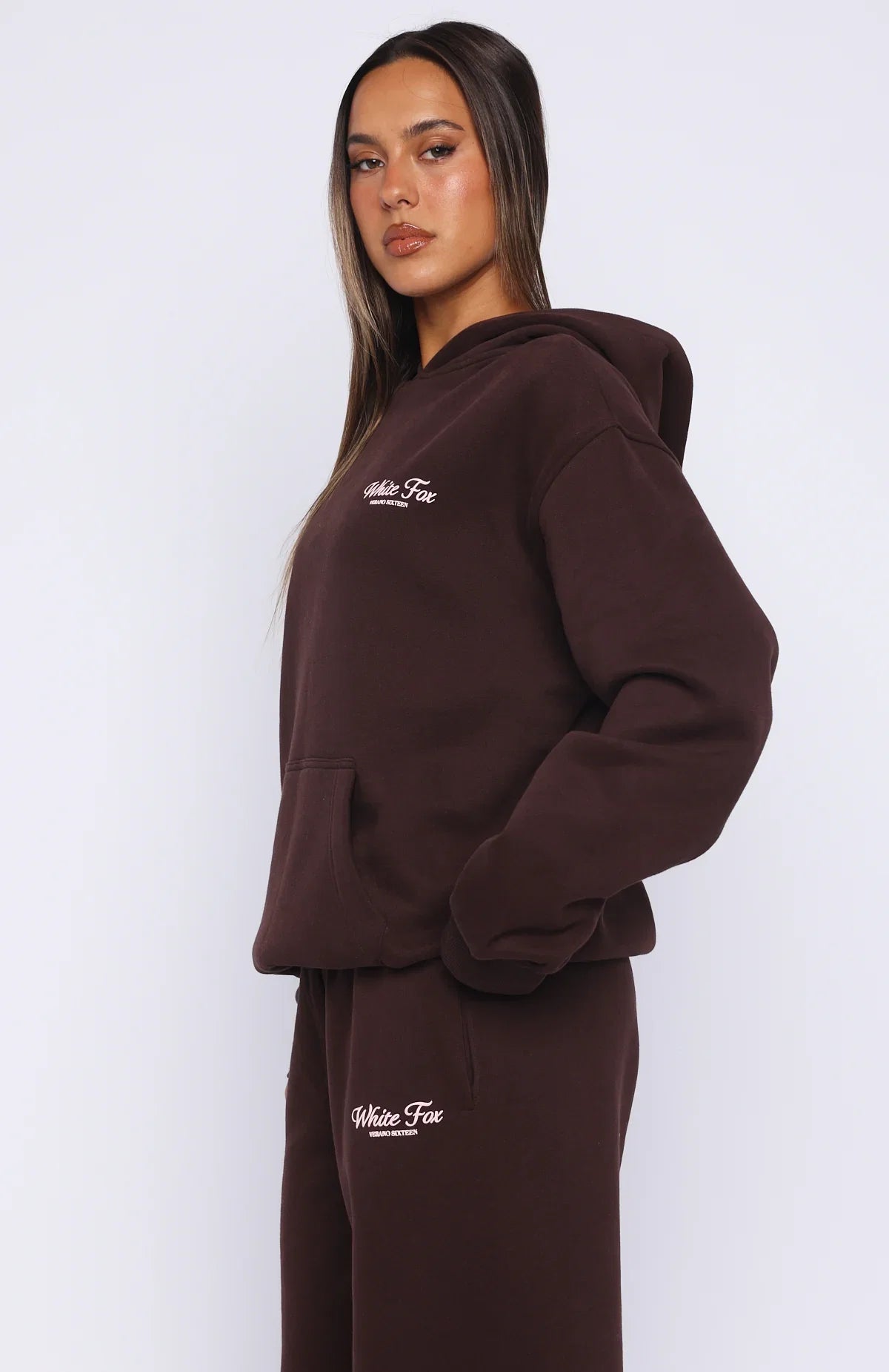 Verano Sixteen Lilia Oversized Hoodie Chocolate