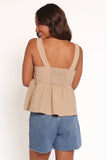 Denni Top Sand