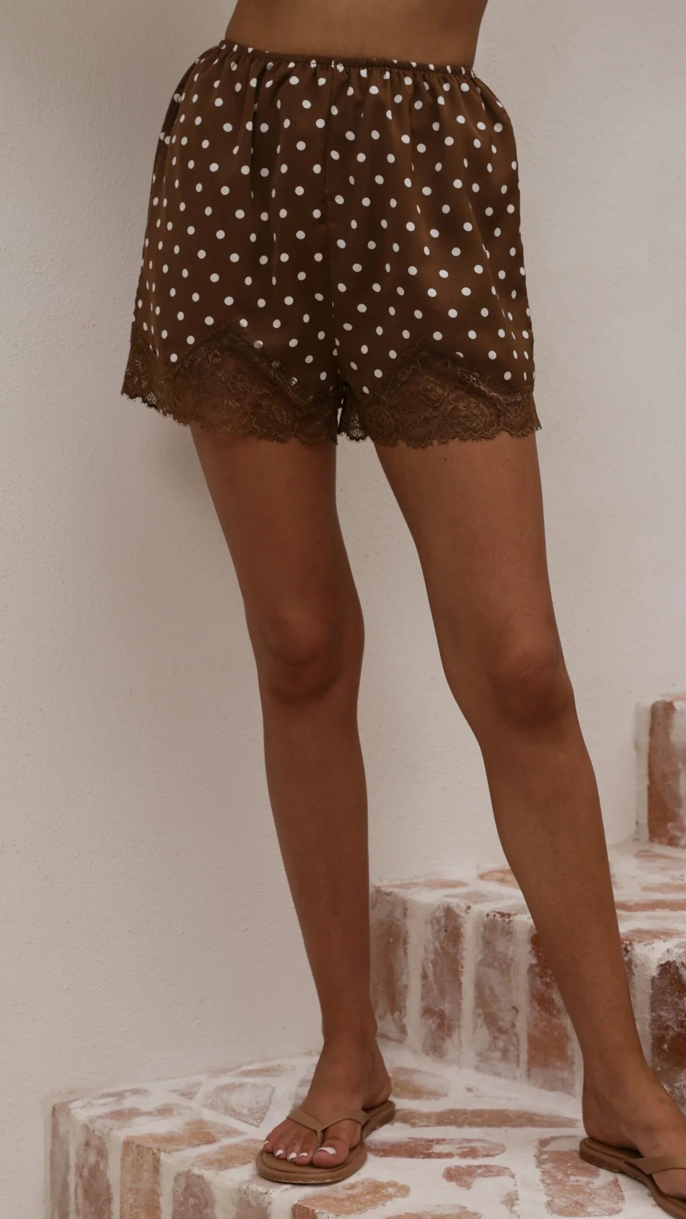 Makoa Lace Shorts Choc White Polka