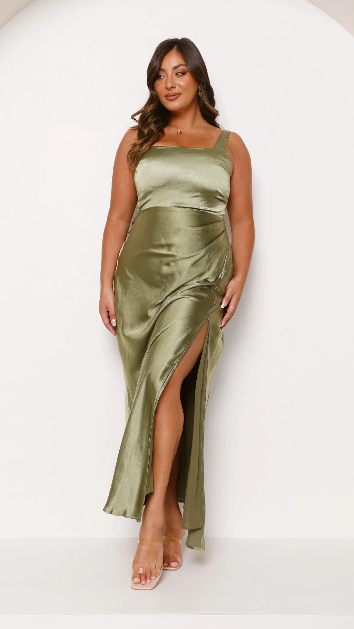 Alaria Maxi Dress Olive
