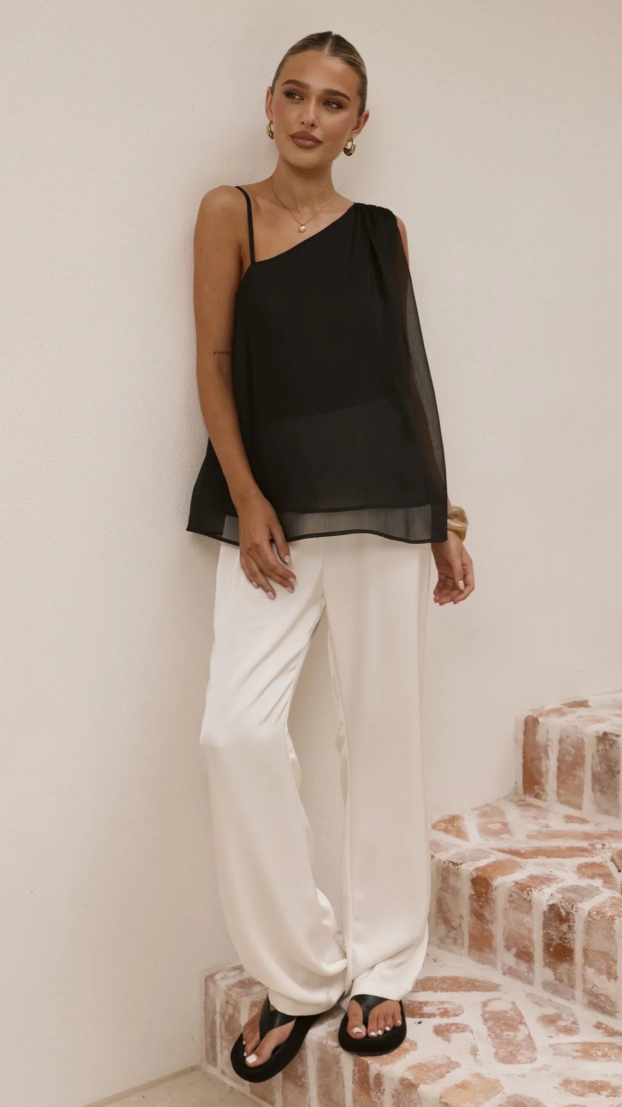 Hazel Top Black